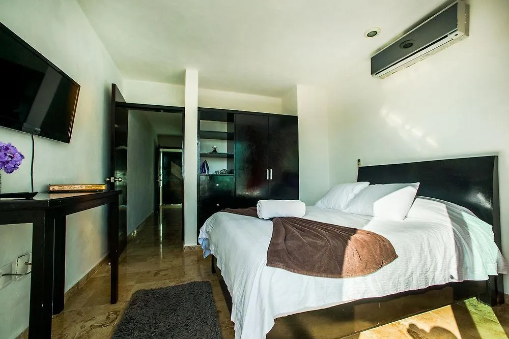 Coral Beach Condo Playa del Carmen Apart Otel